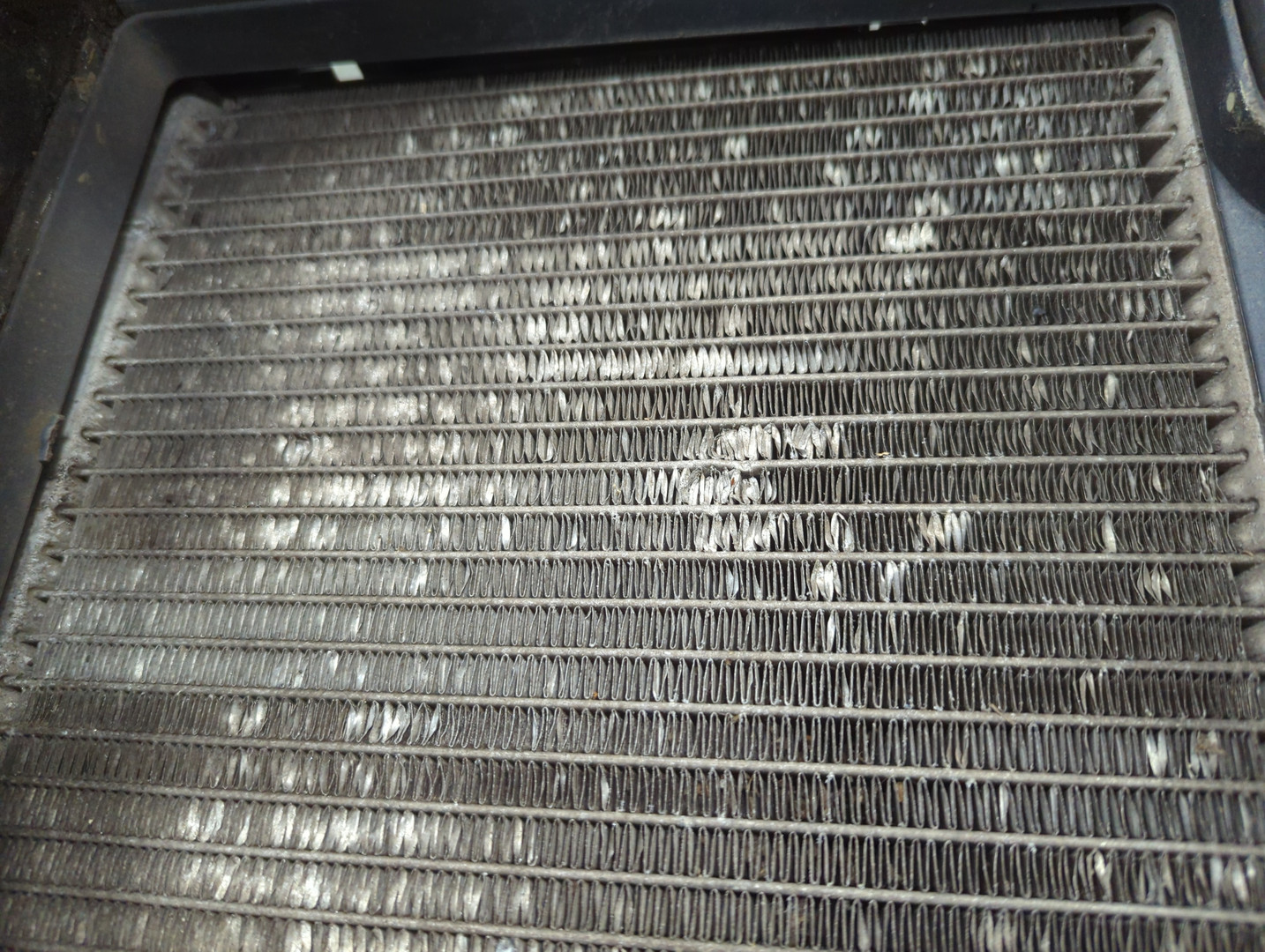 Радиатор охлаждения двигателя основной