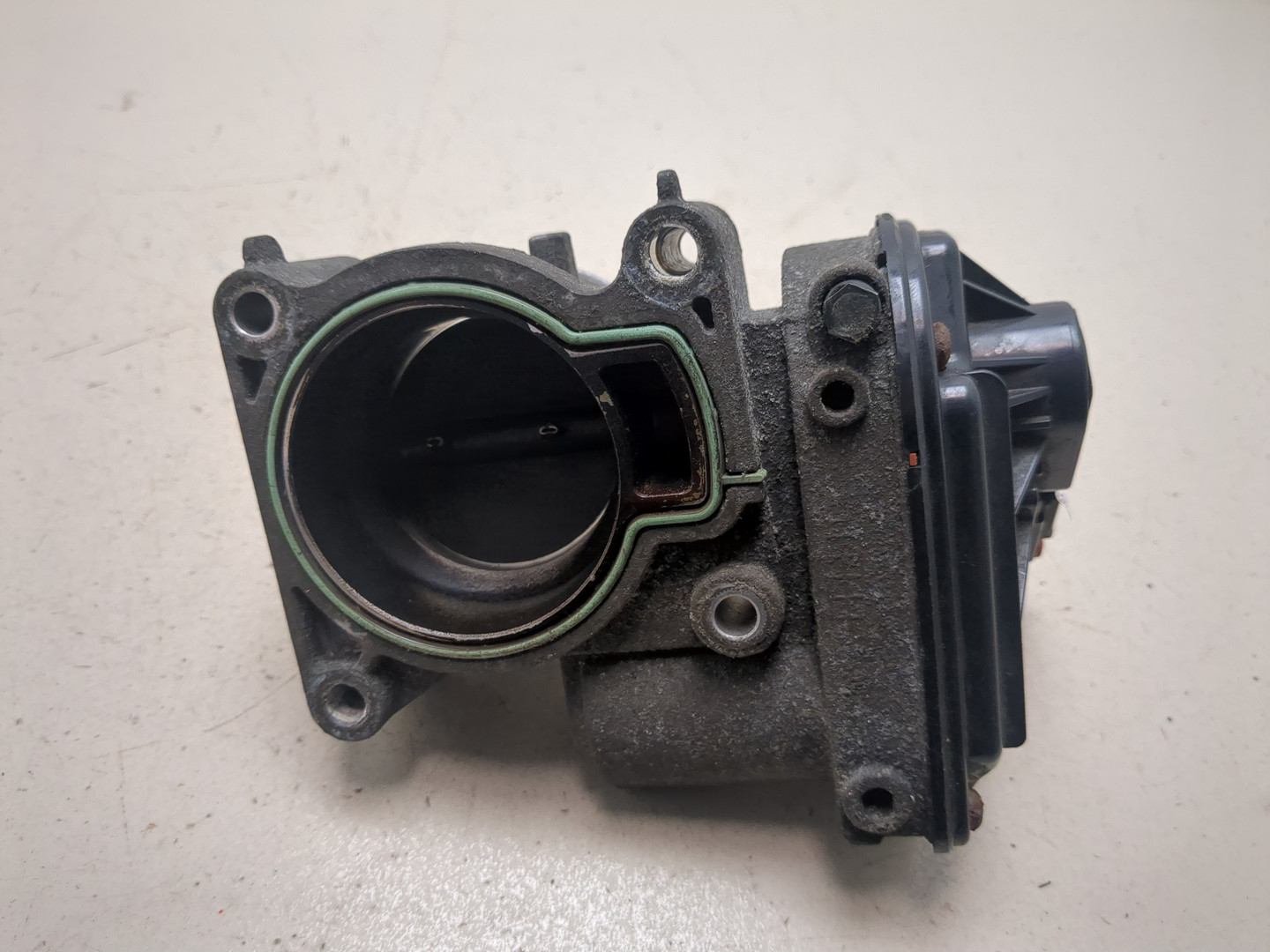 Заслонка дроссельная электрическая