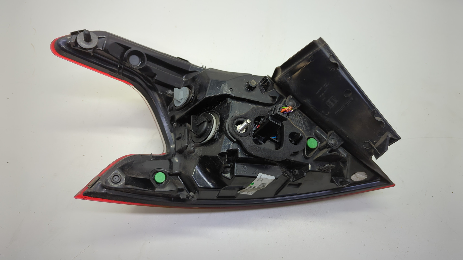 Фонарь задний правый