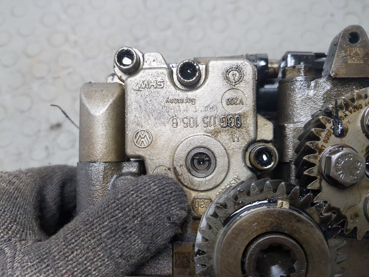 Насос масляный