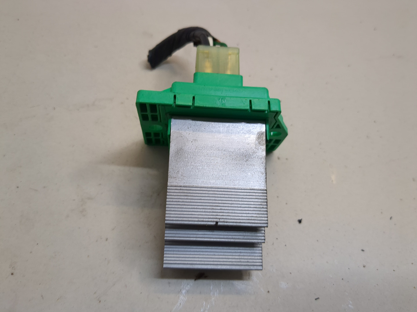 Резистор отопителя