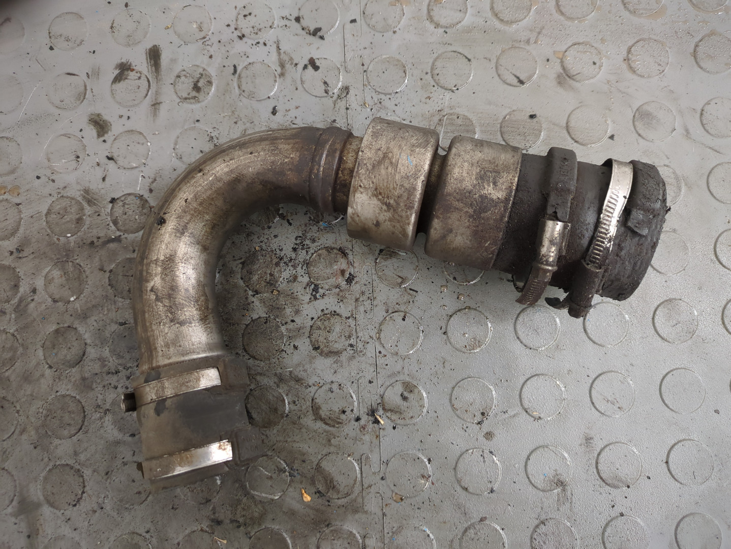 Патрубок интеркулера