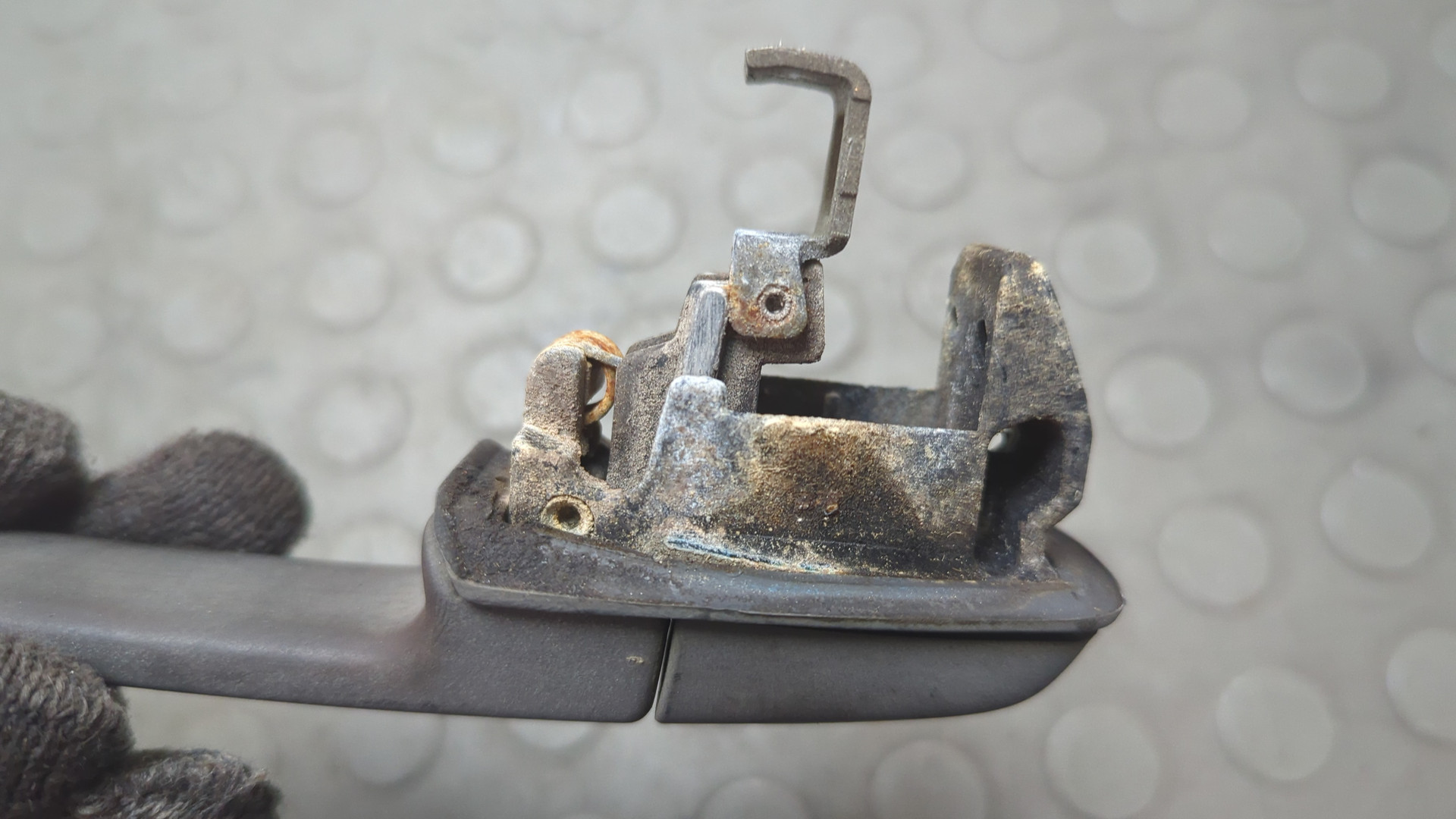 Ручка двери наружная