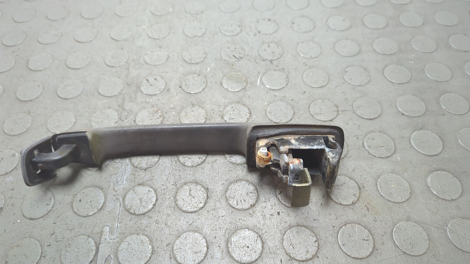 Ручка двери наружная