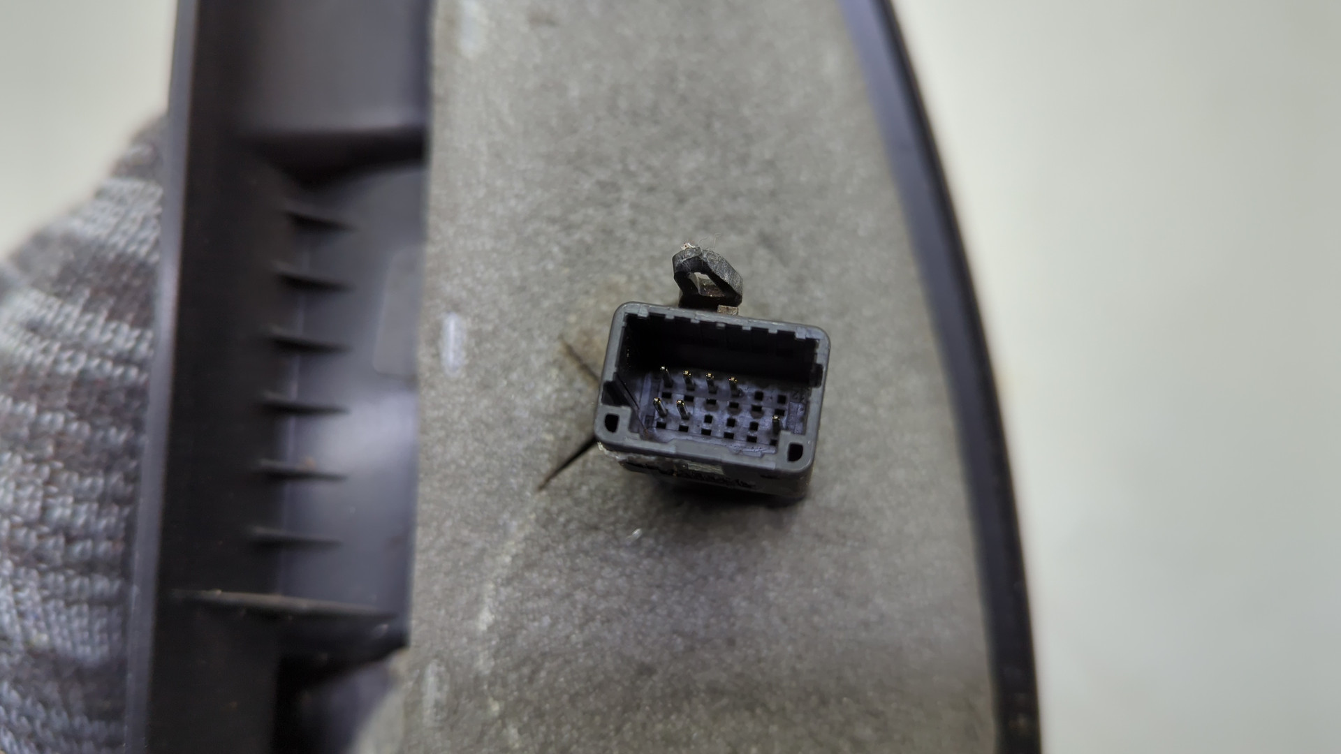 Зеркало левое электрическое