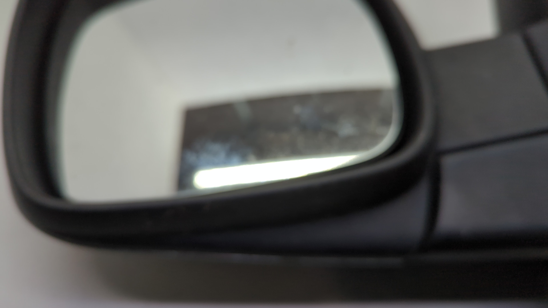 Зеркало левое электрическое