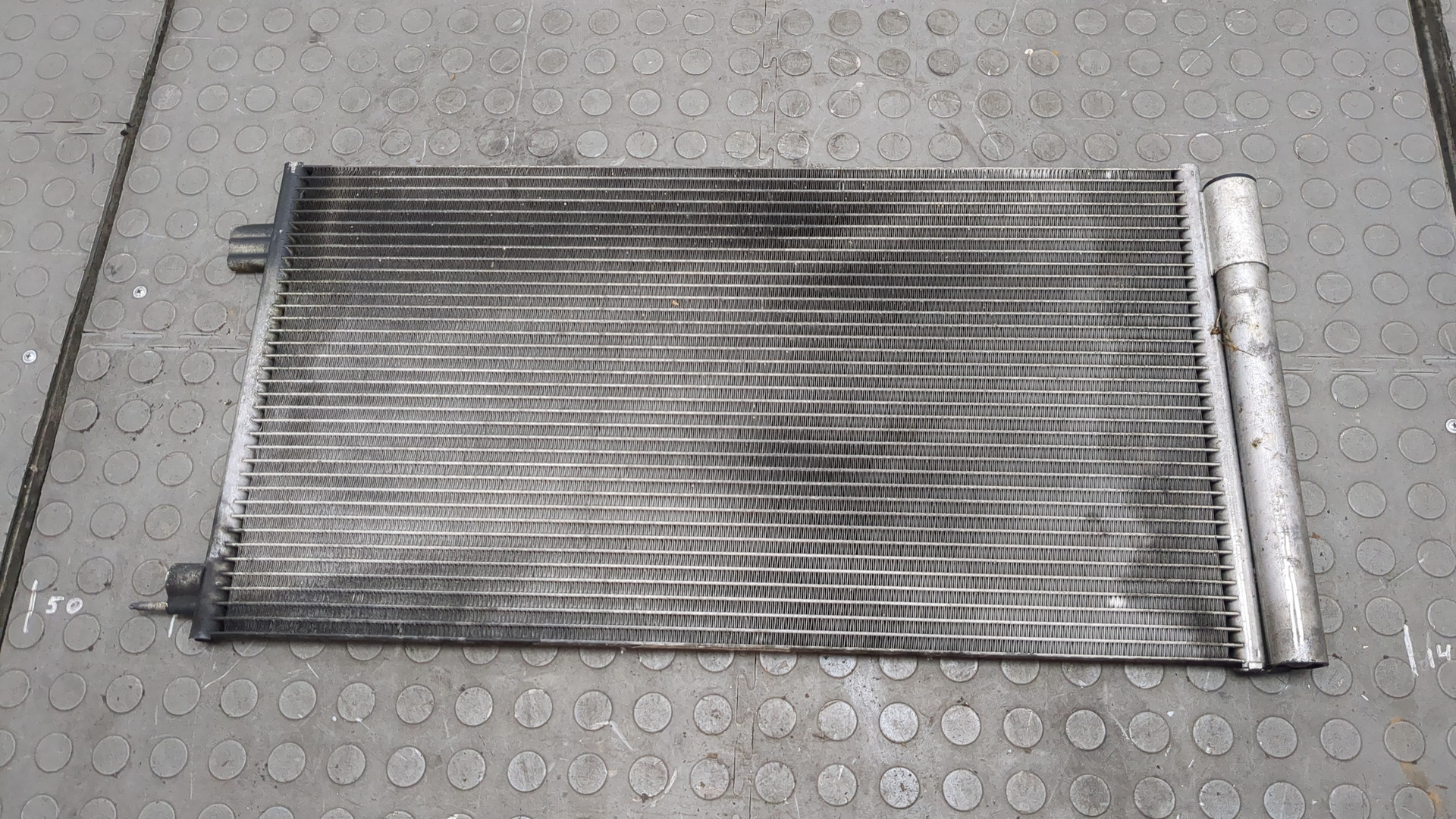 Радиатор кондиционера / конденсер