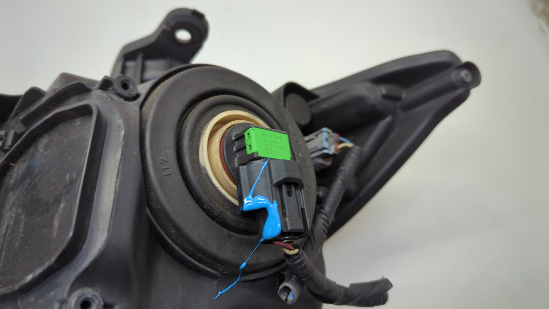 Фара правая