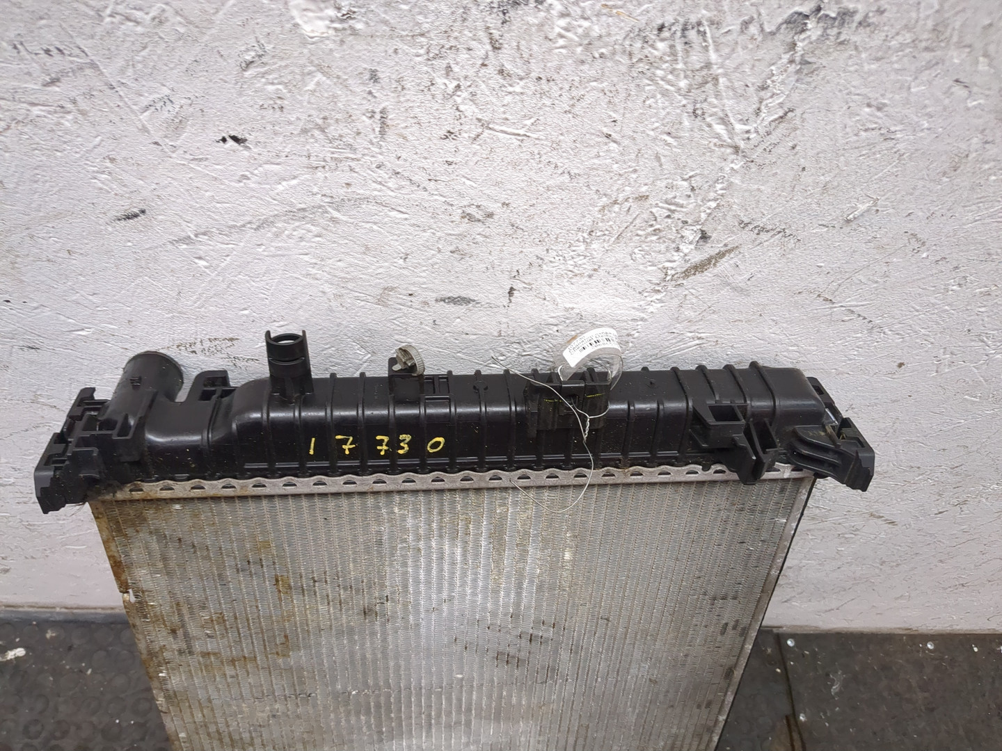 Радиатор охлаждения двигателя основной