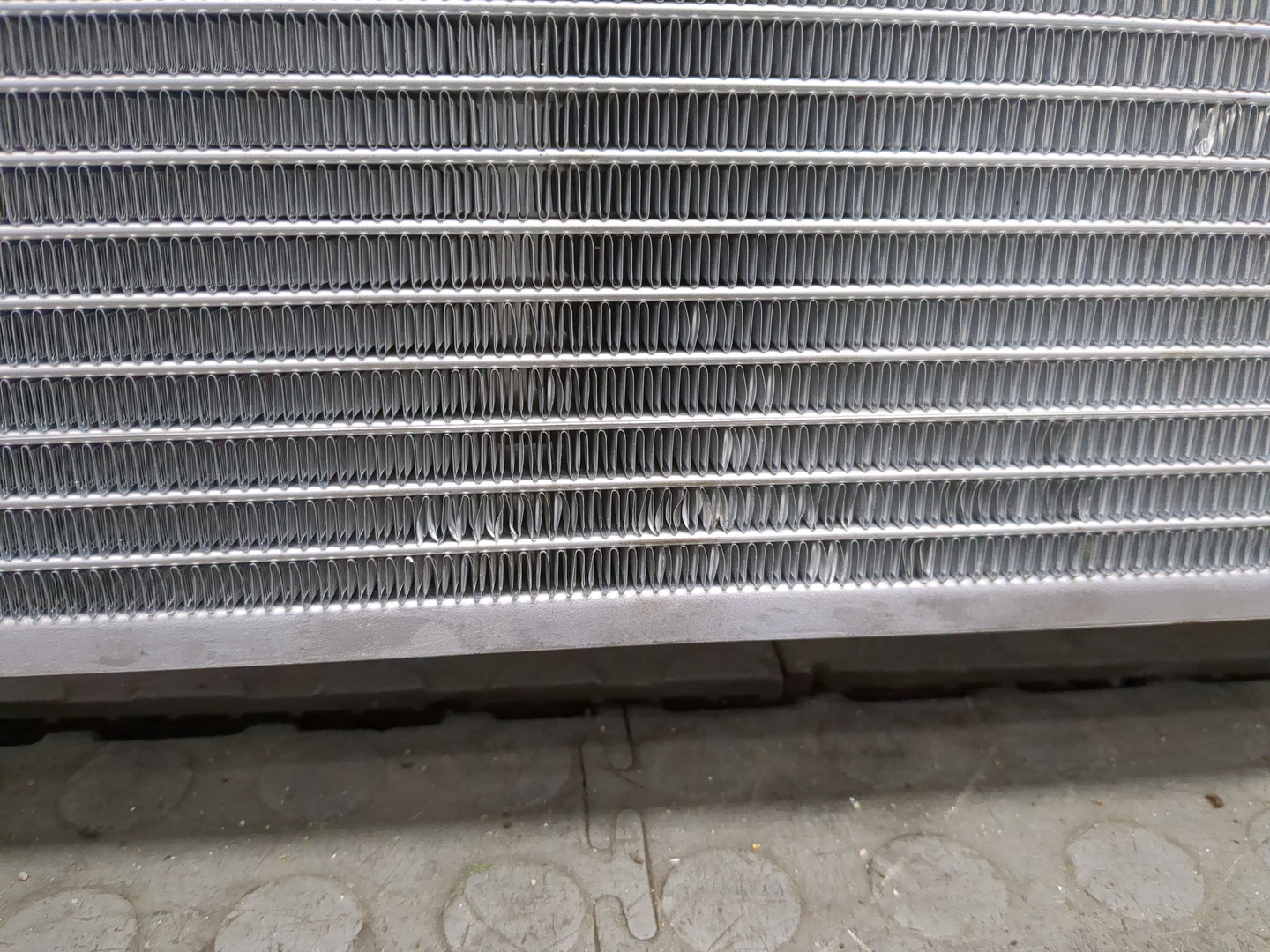 Радиатор охлаждения двигателя основной