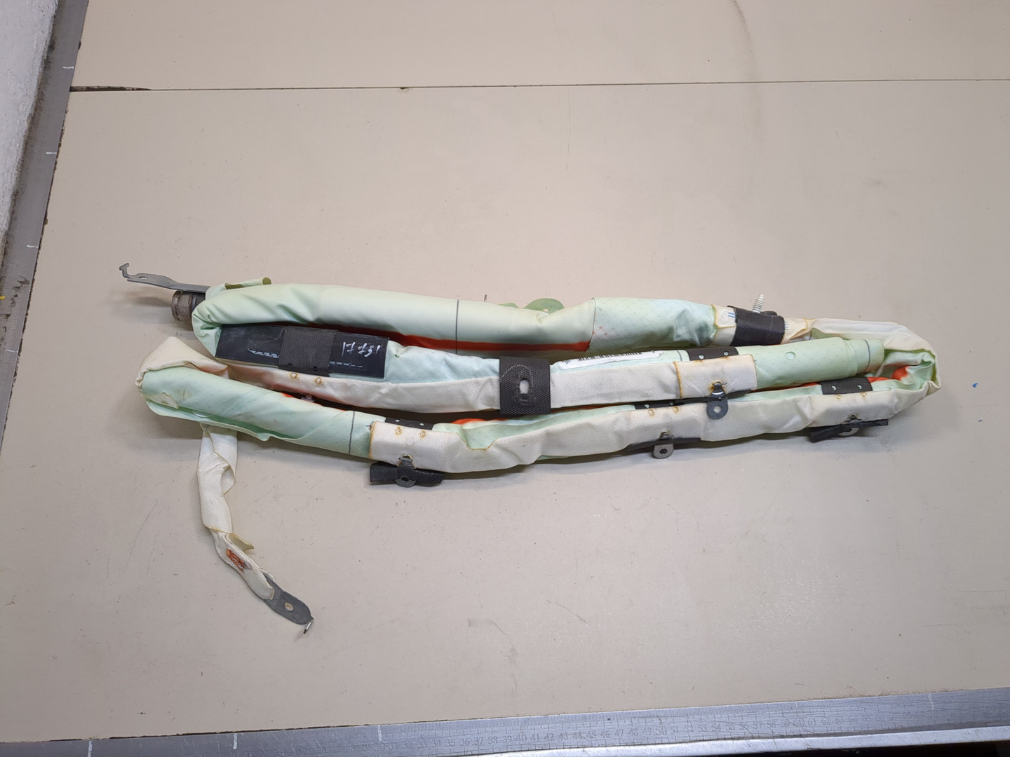 Подушка безопасности боковая (шторка)