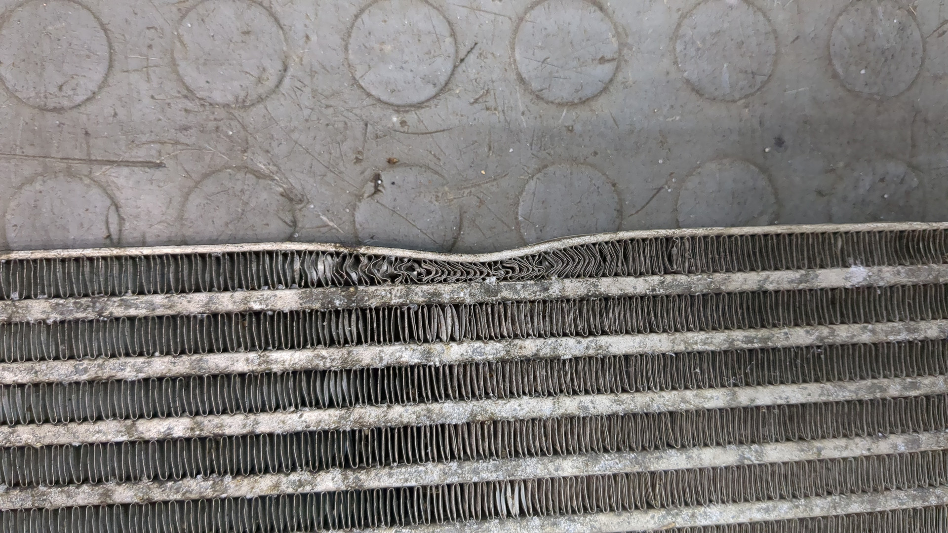 Радиатор кондиционера / конденсер