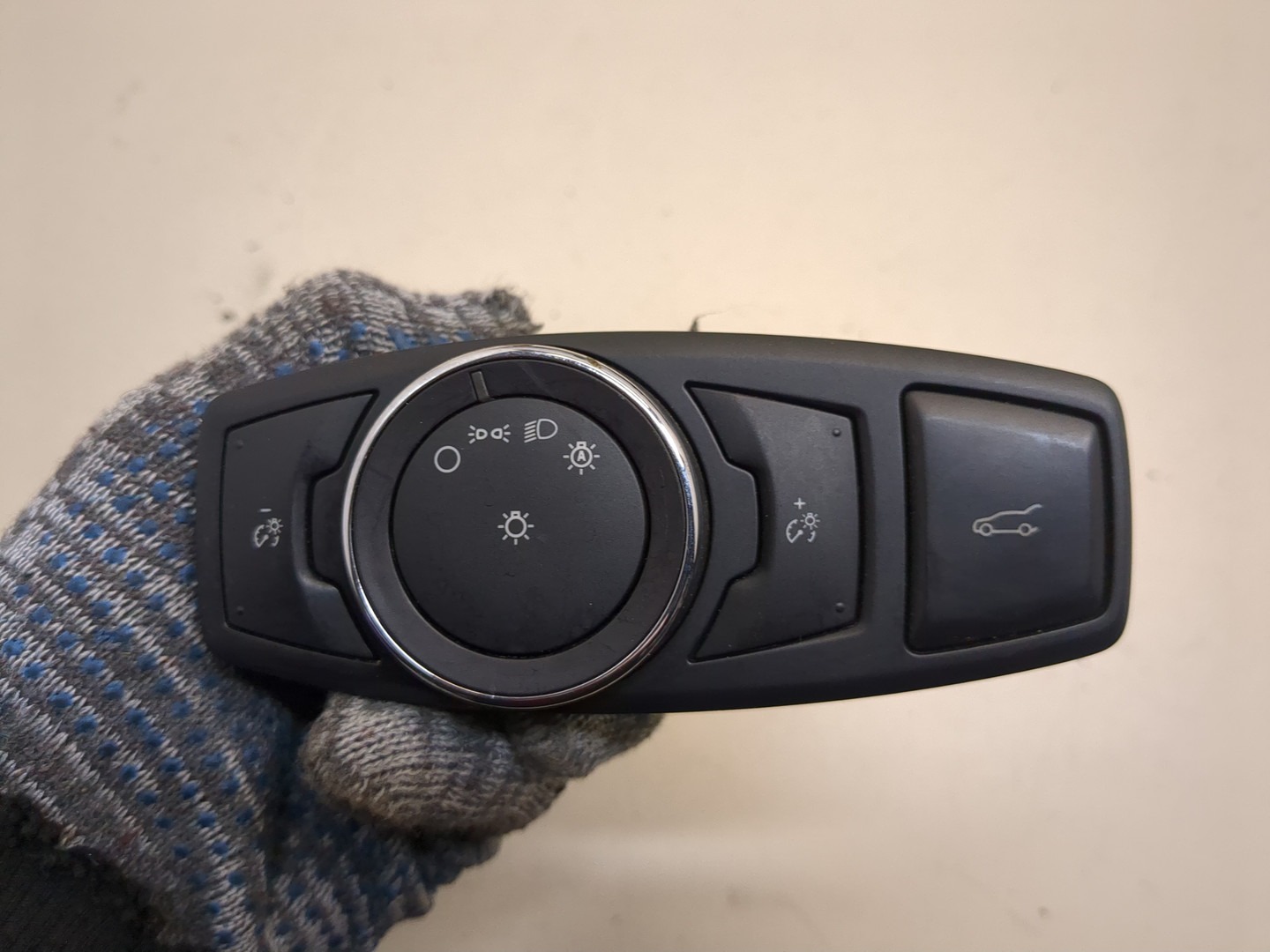 Переключатель света фар