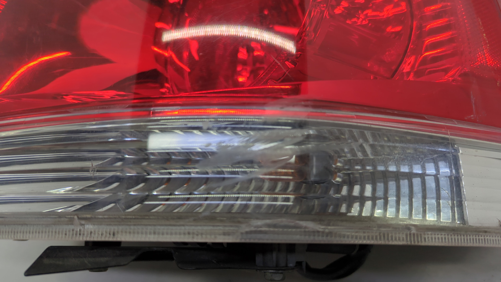 Фонарь задний правый