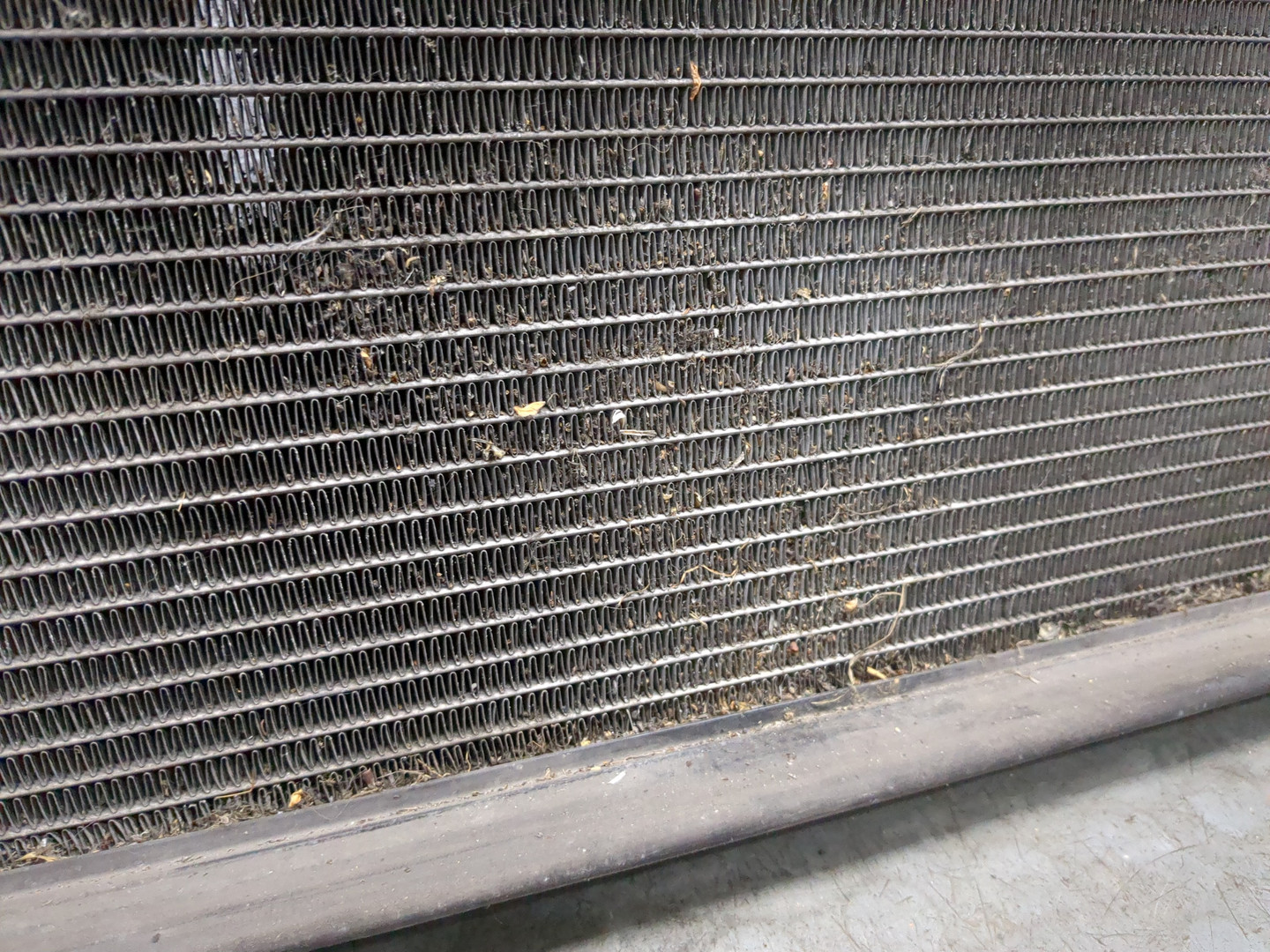 Радиатор охлаждения двигателя основной