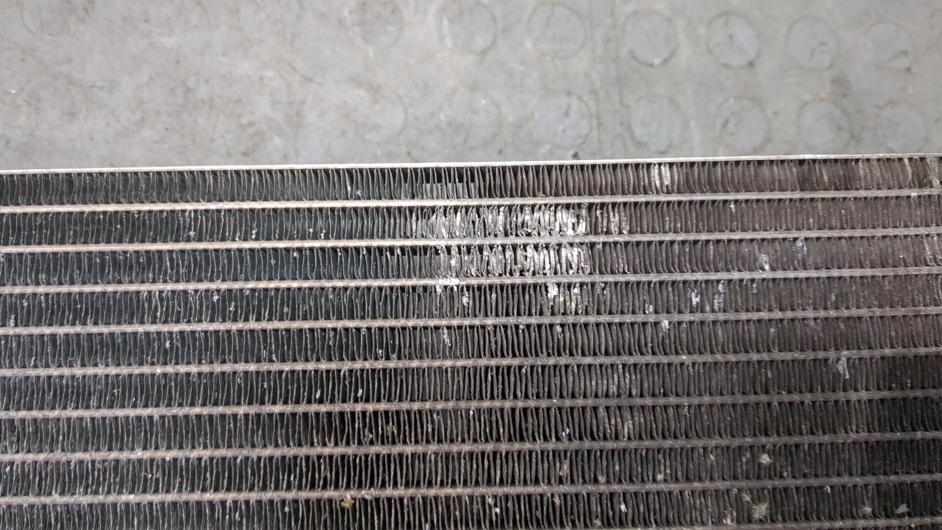 Радиатор кондиционера / конденсер