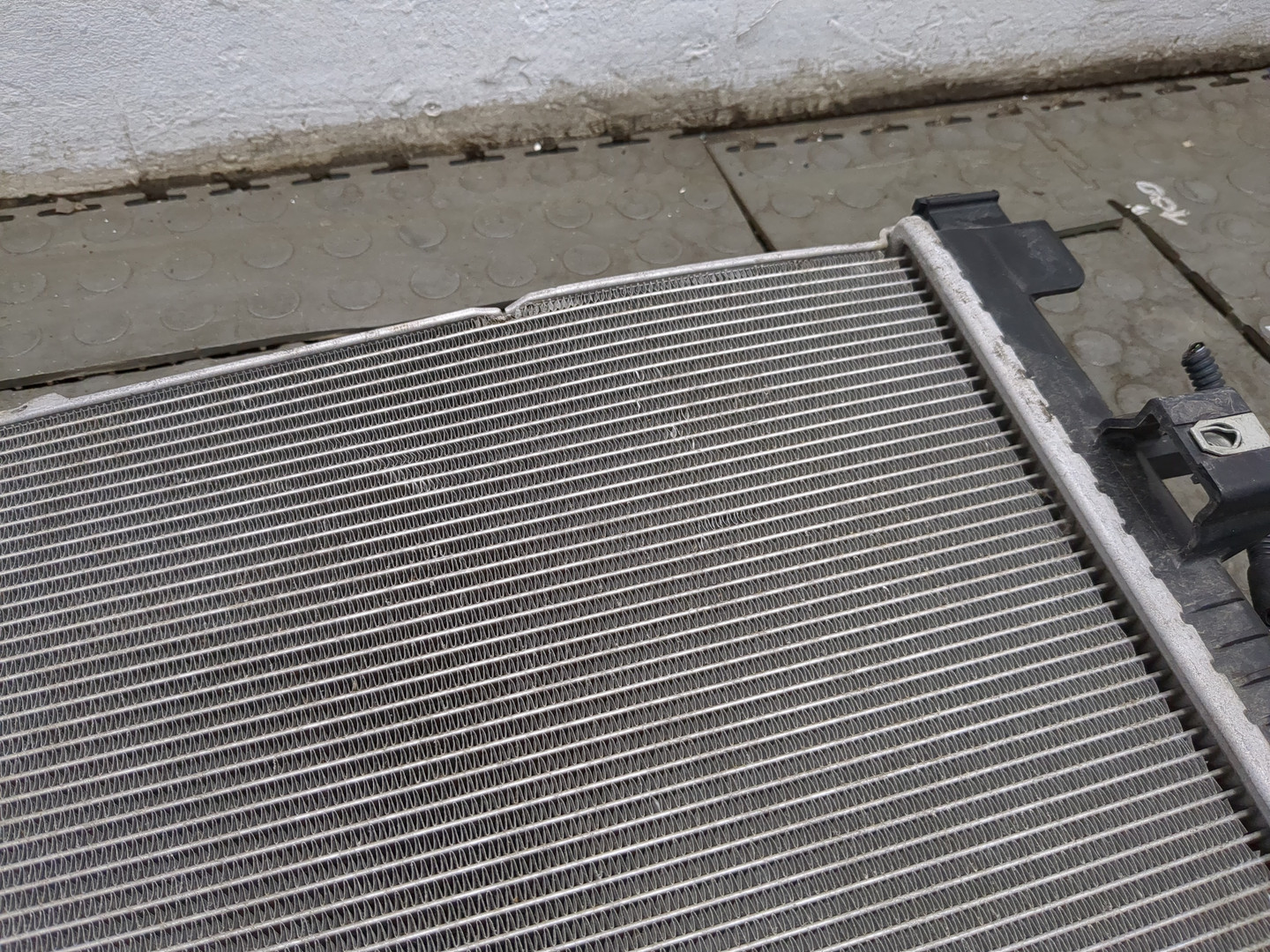 Радиатор охлаждения двигателя основной