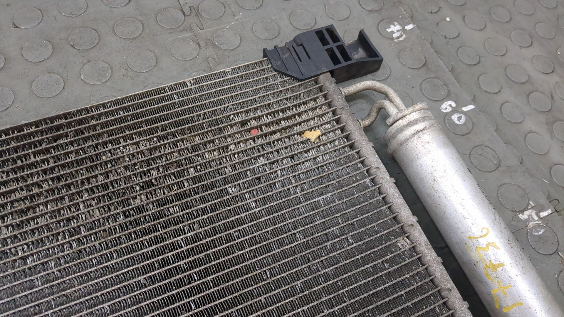 Радиатор кондиционера / конденсер