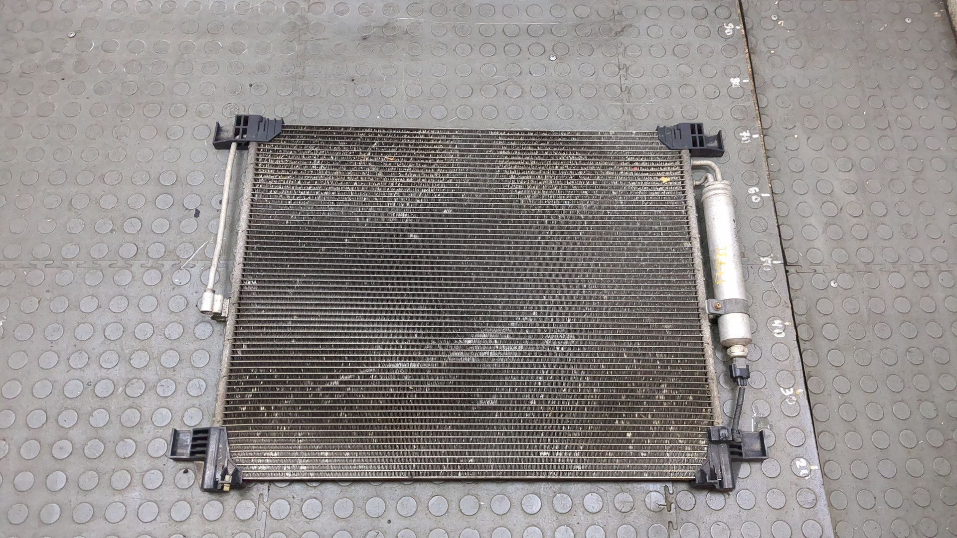 Радиатор кондиционера / конденсер