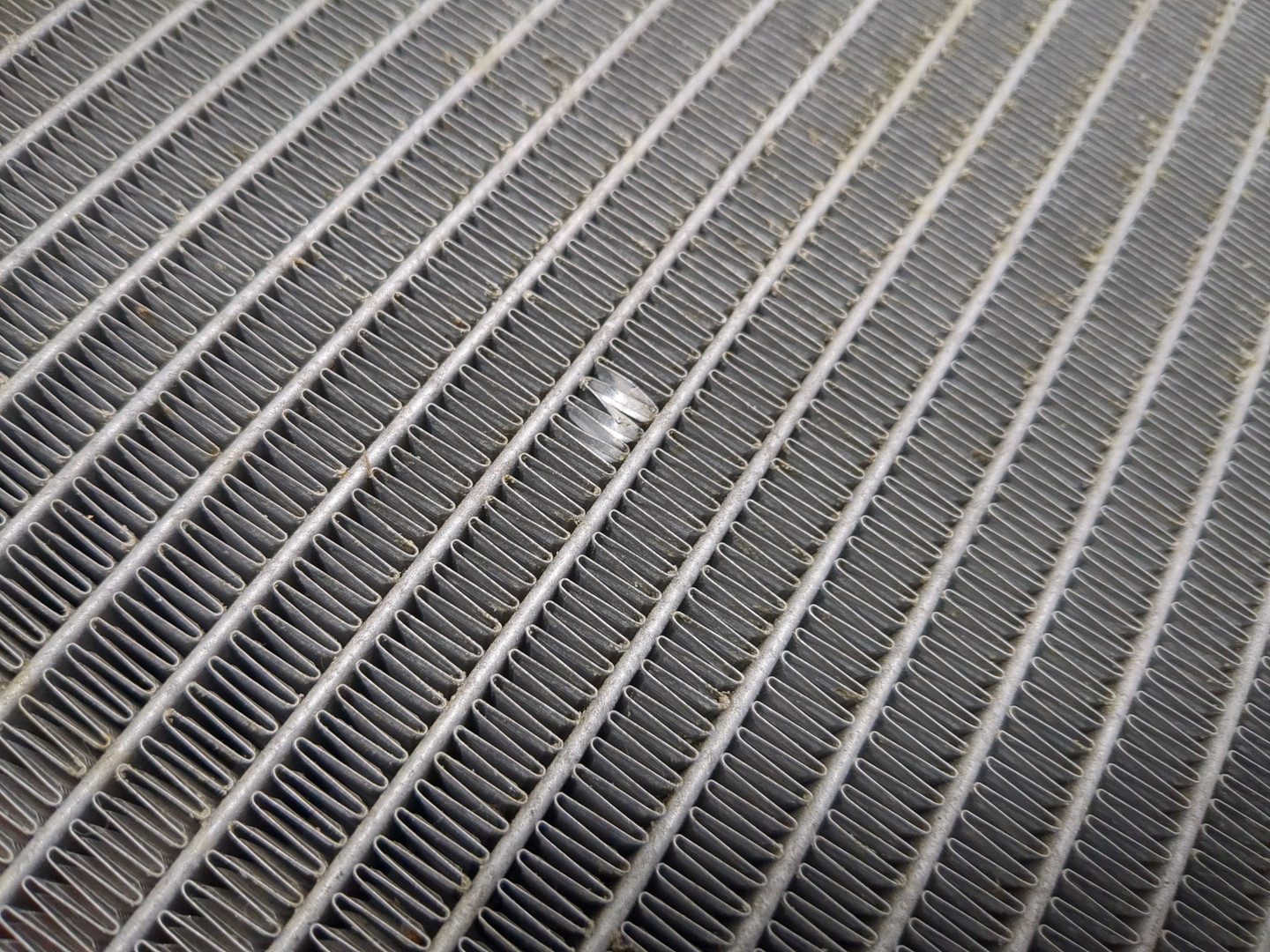 Радиатор охлаждения двигателя основной