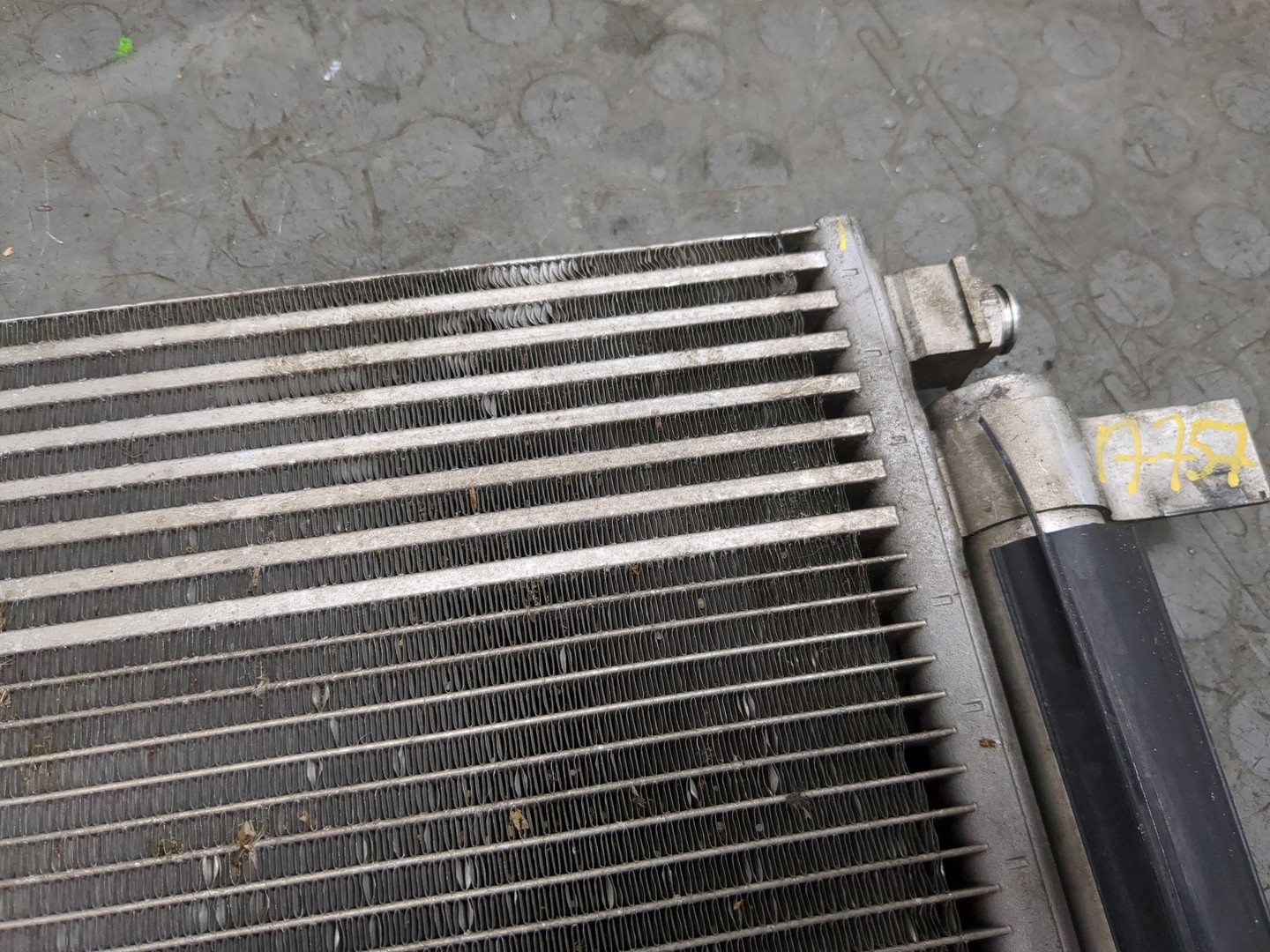 Радиатор кондиционера / конденсер