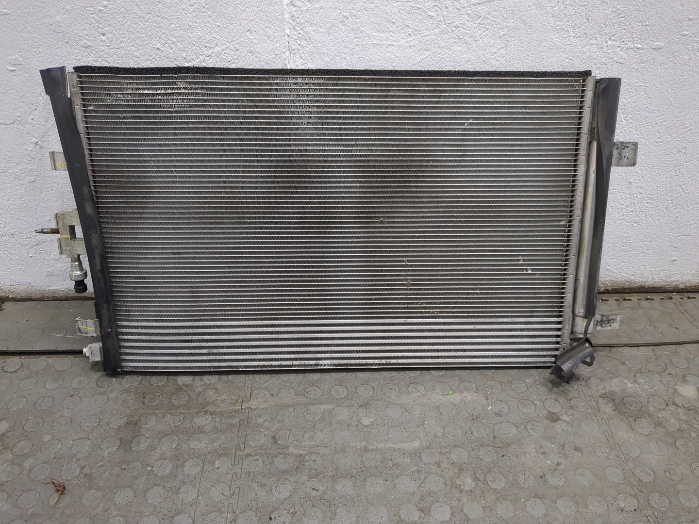 Радиатор кондиционера / конденсер