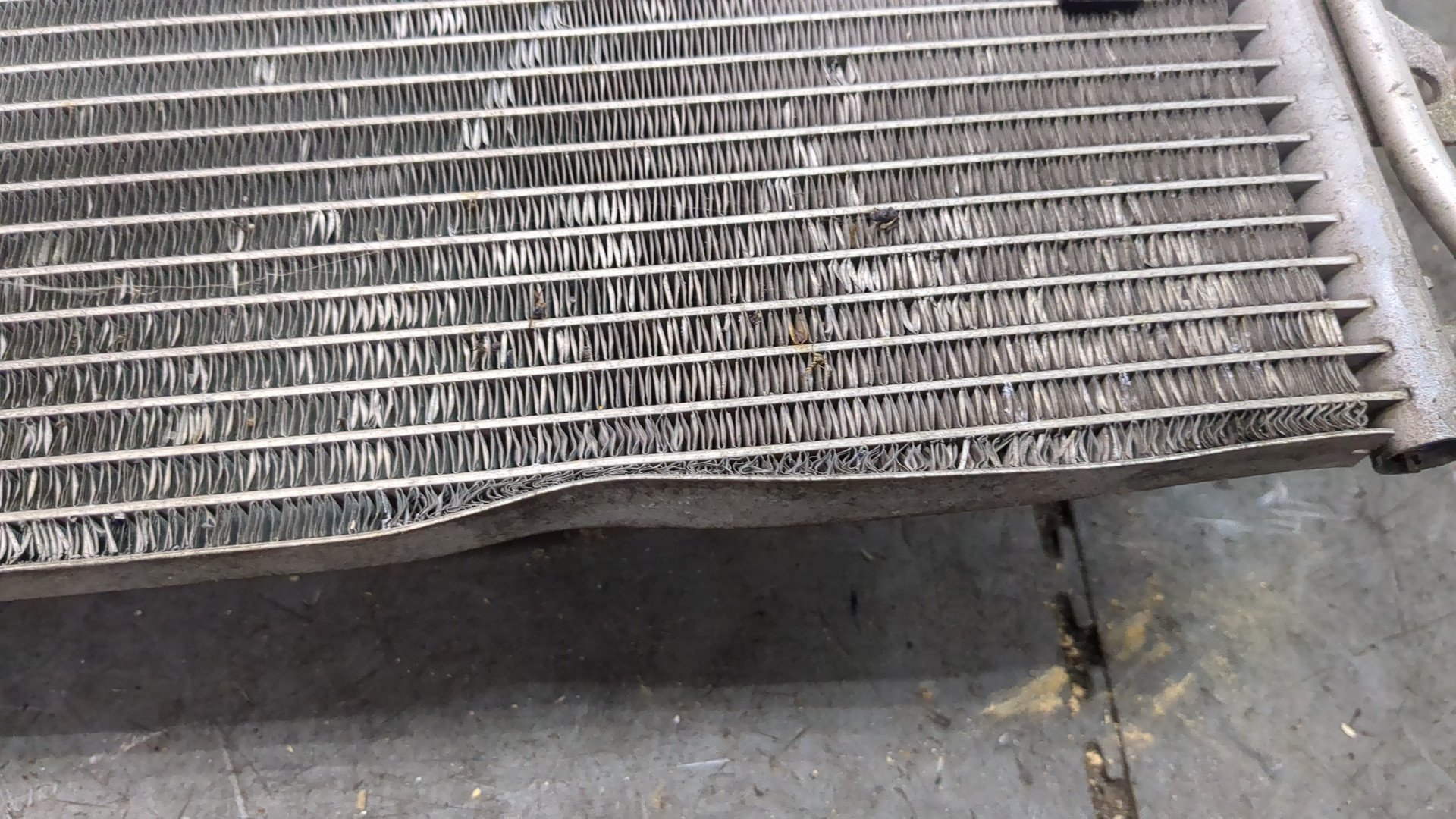 Радиатор кондиционера / конденсер