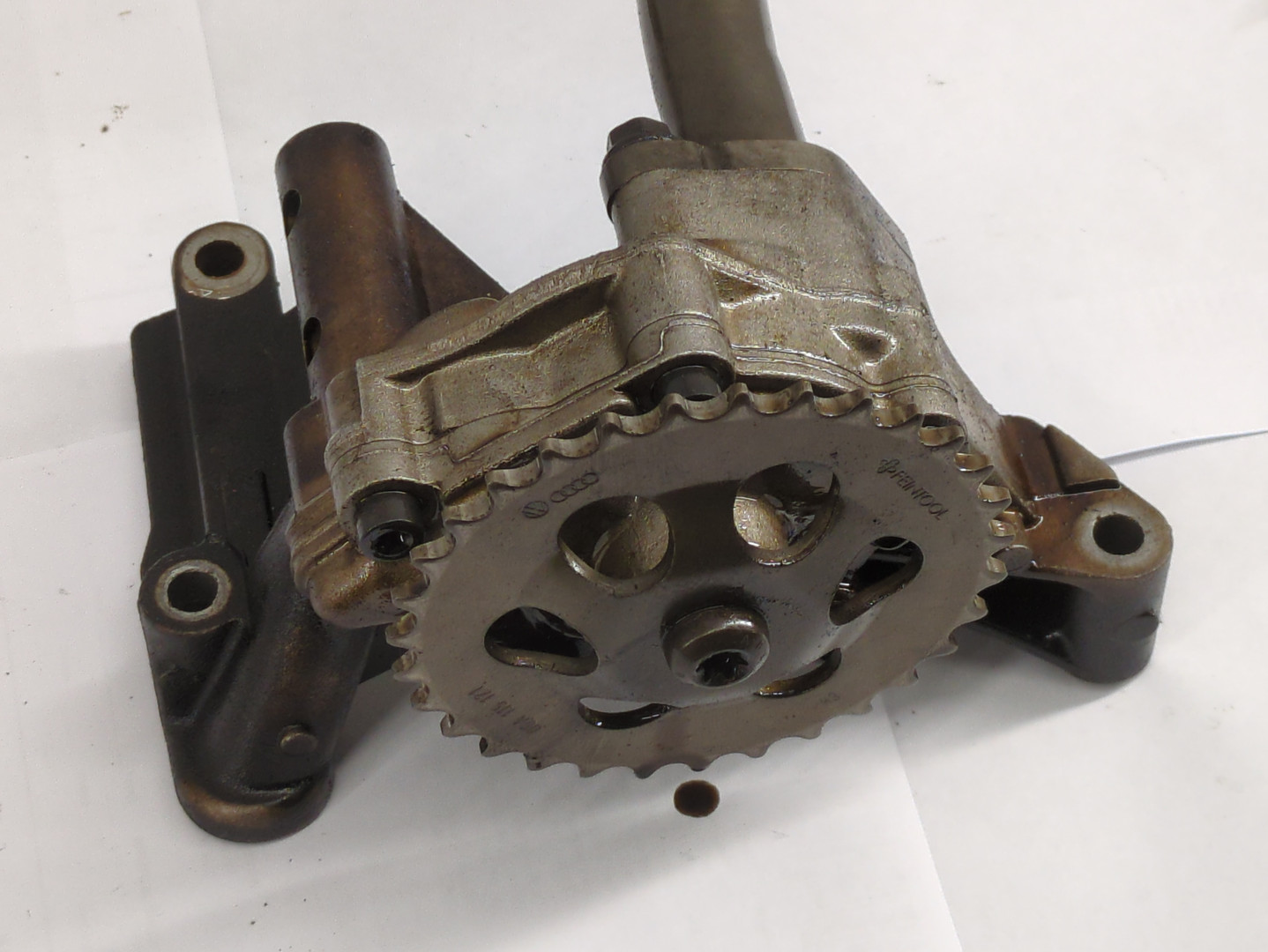 Насос масляный