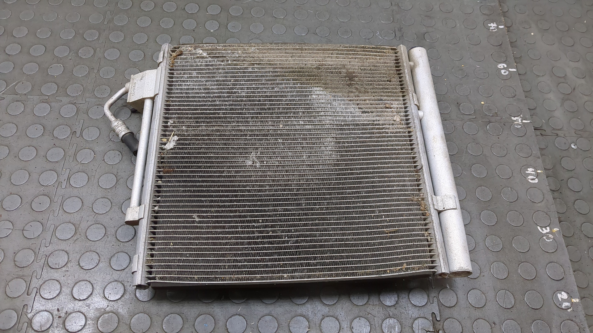 Радиатор кондиционера / конденсер