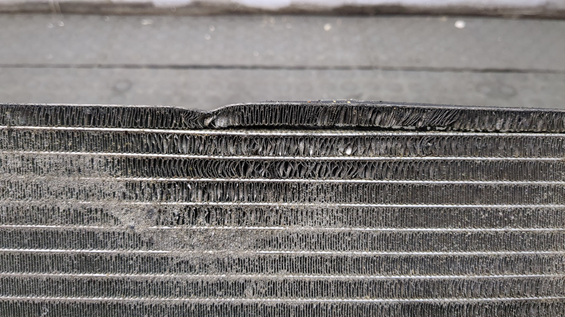 Радиатор кондиционера / конденсер