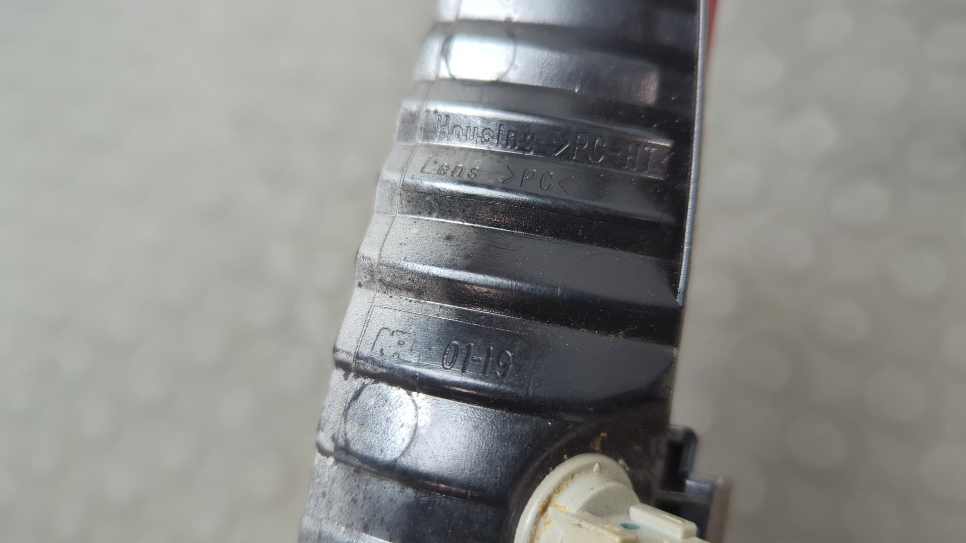 Фонарь задний (стоп сигнал)