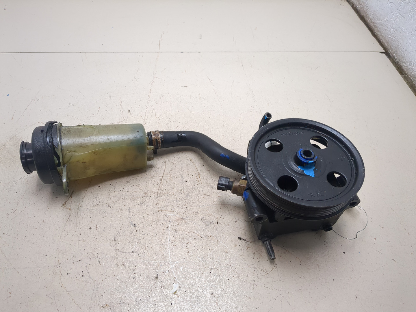 Насос ГУР (гидроусилитель руля)