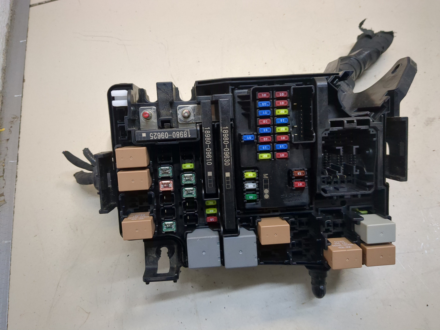 Блок предохранителей