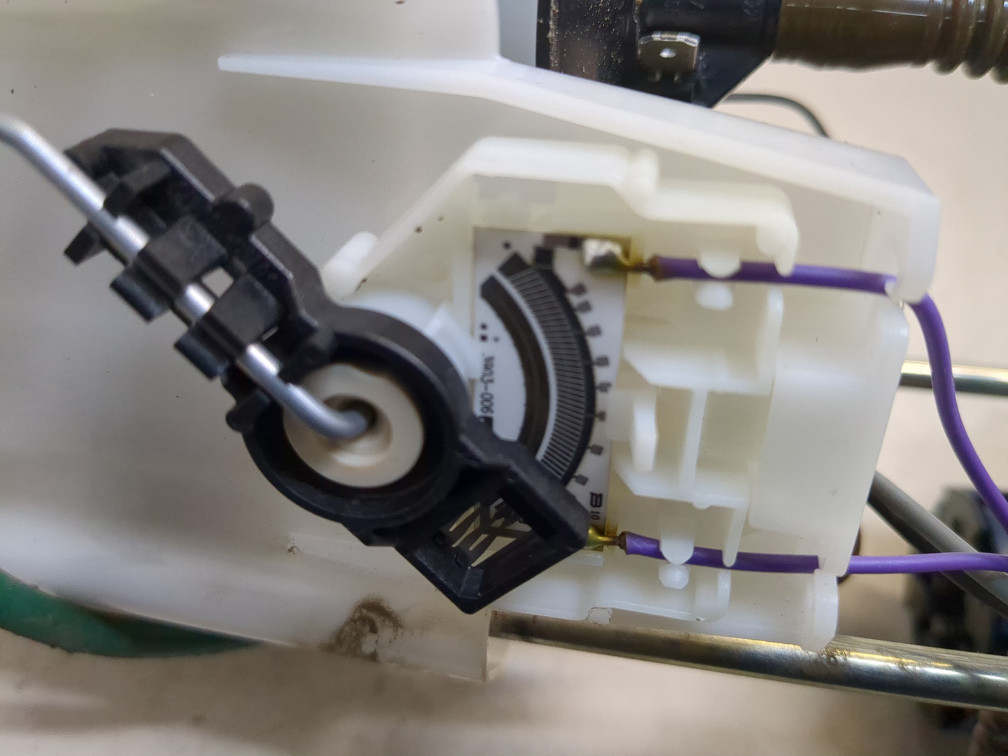 Насос топливный электрический