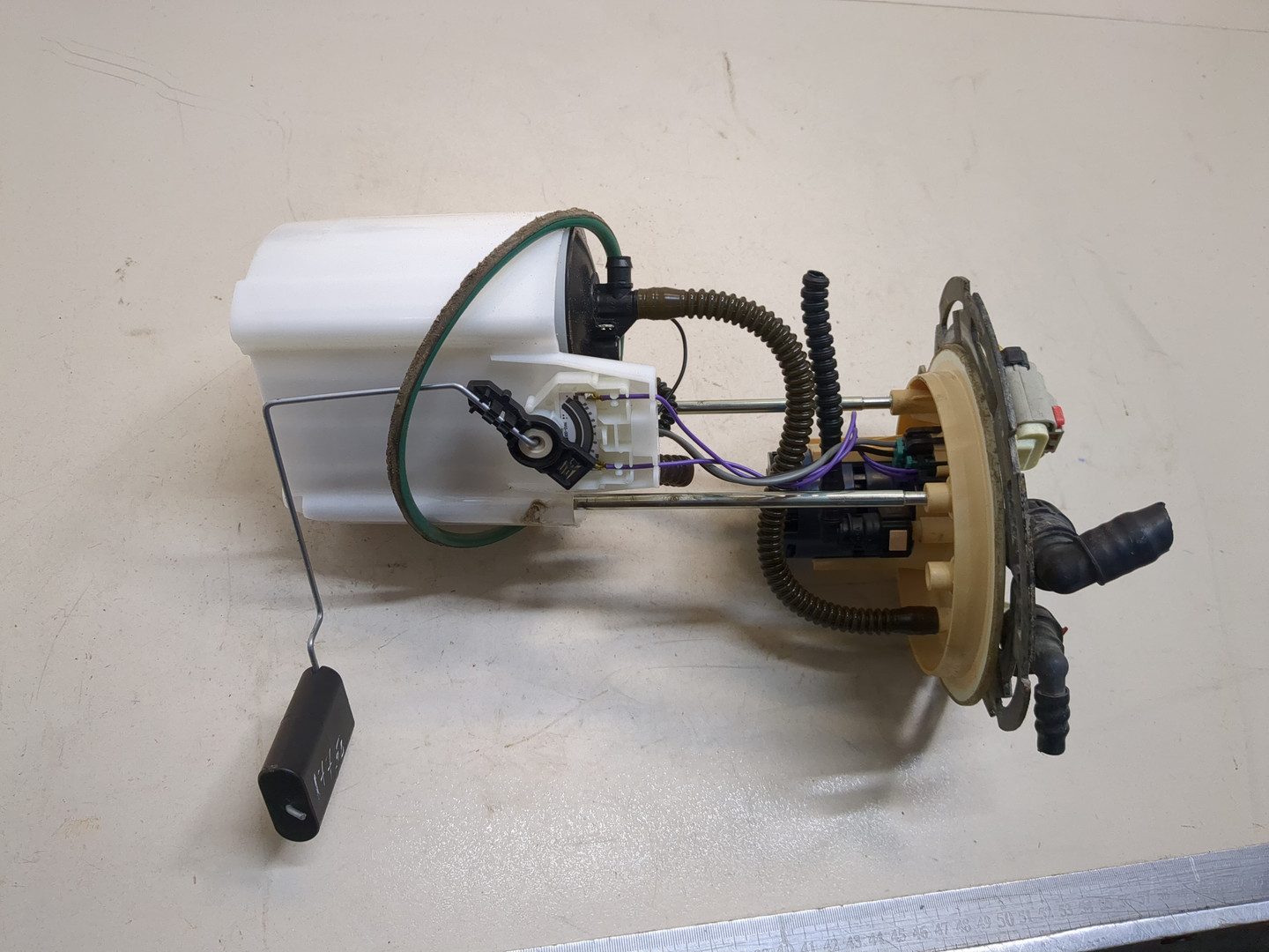 Насос топливный электрический