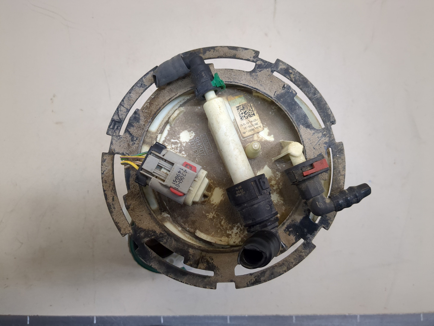 Насос топливный электрический