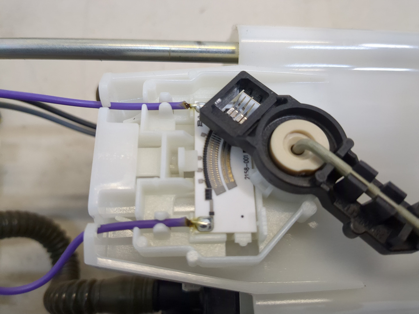 Насос топливный электрический