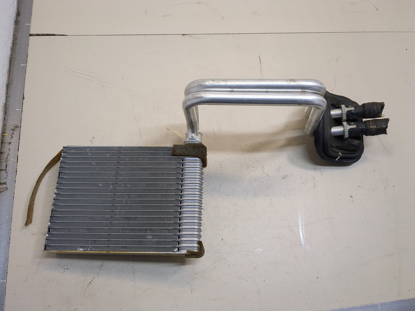 Радиатор отопителя