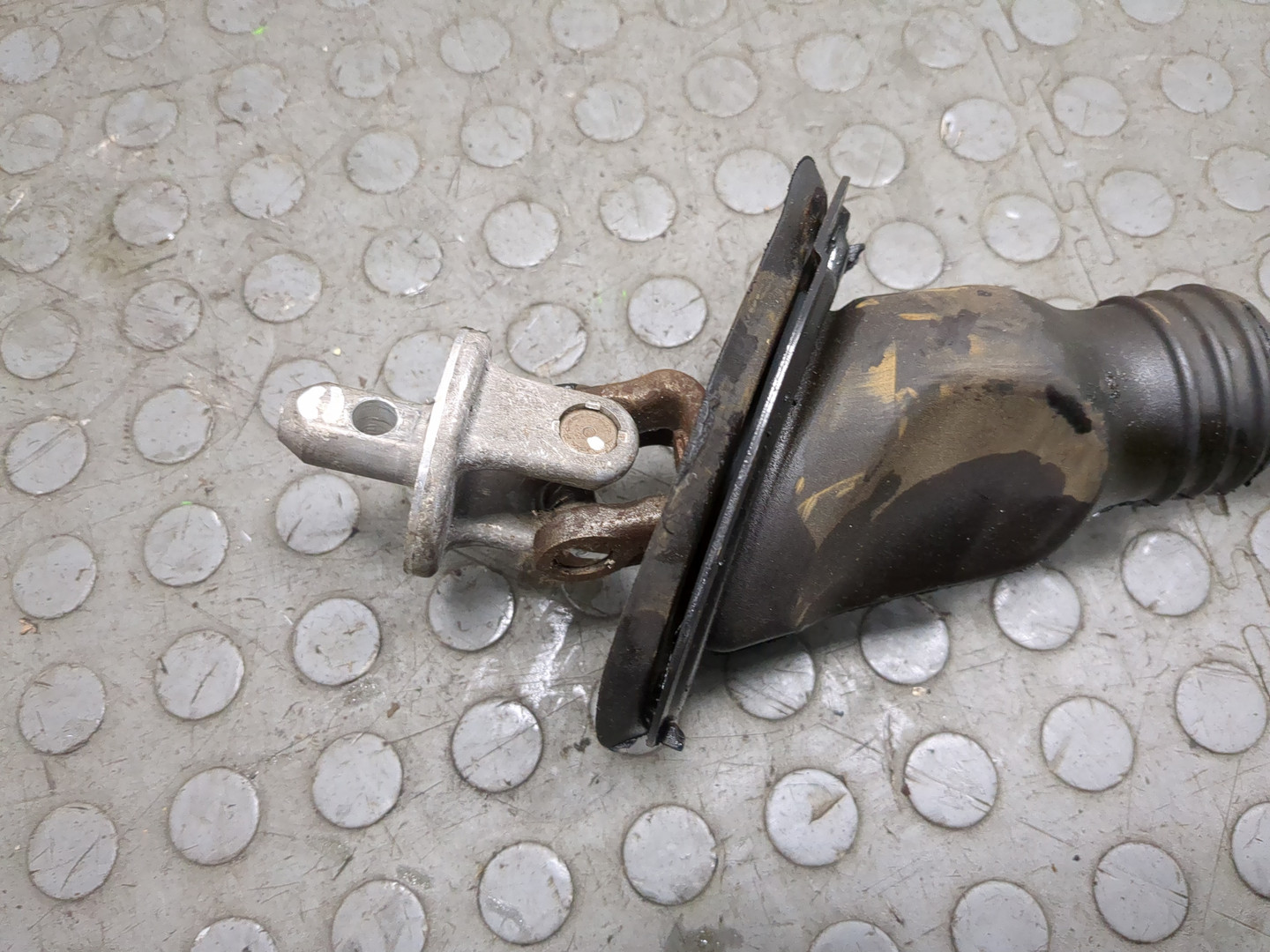 Кардан рулевой