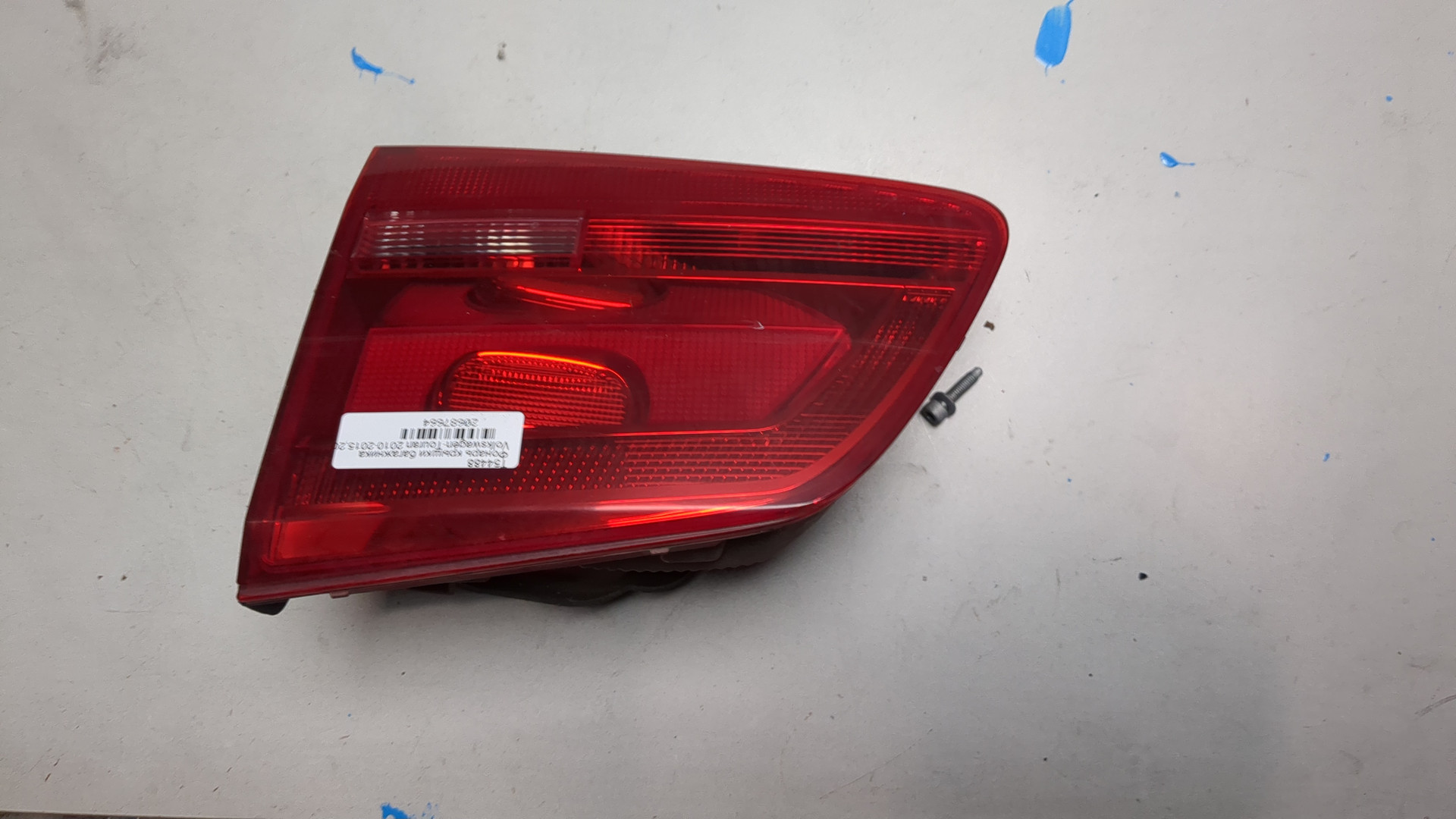 Фонарь задний внутренний правый