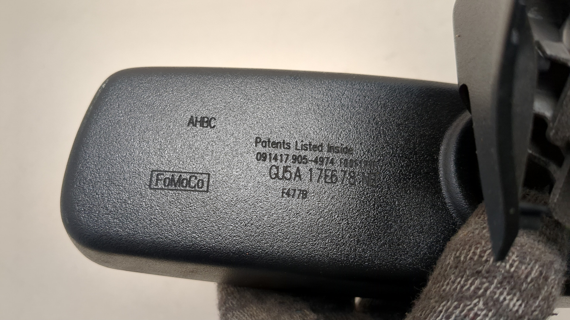 Зеркало заднего вида