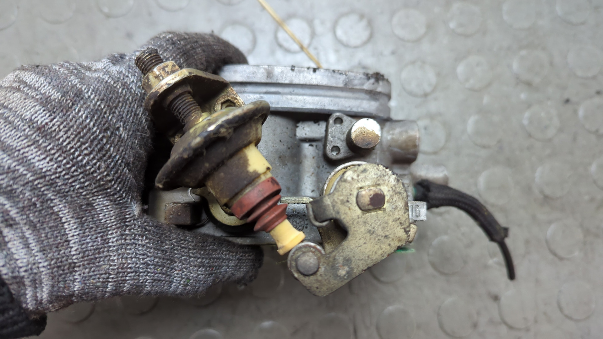 Заслонка дроссельная электрическая