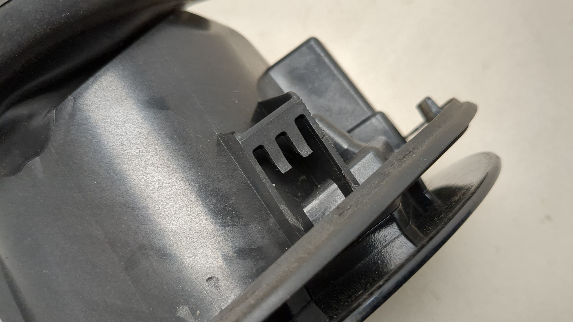 Лючок бензобака