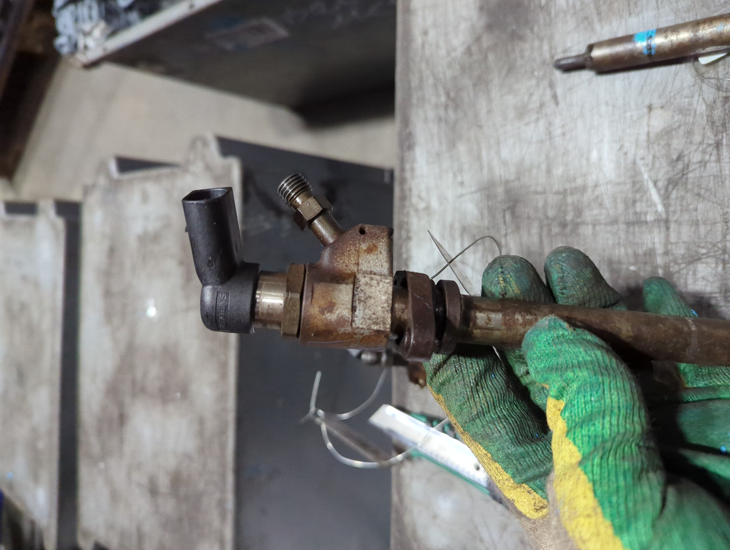 Форсунка дизельная электрическая