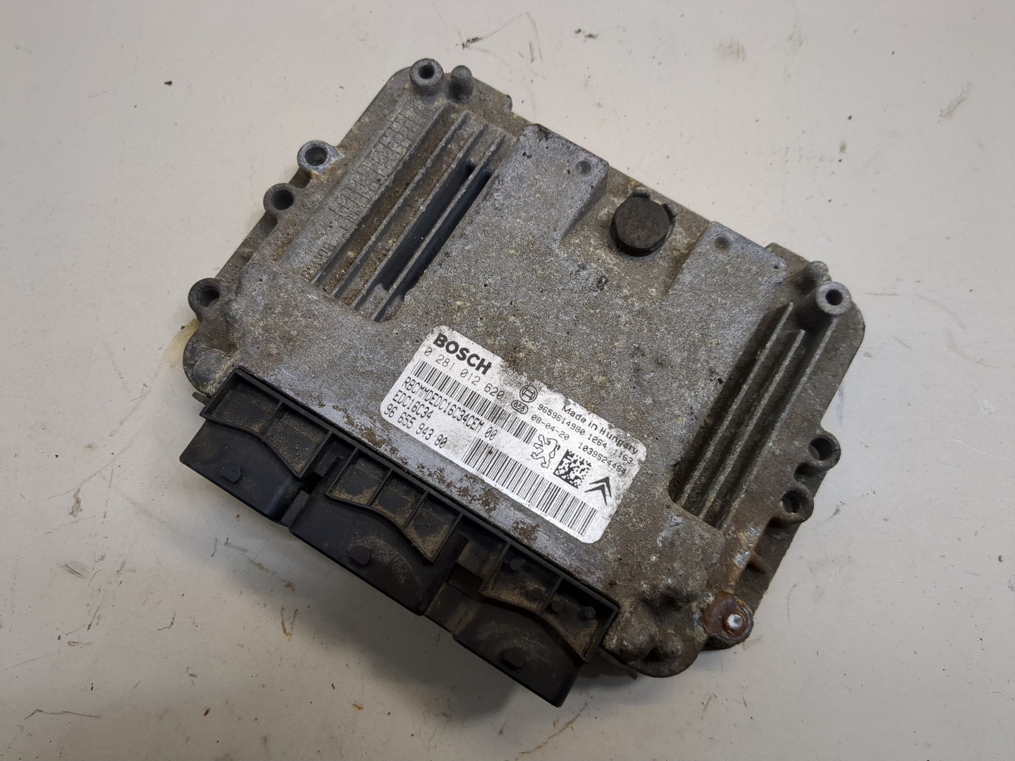 Блок управления двигателем