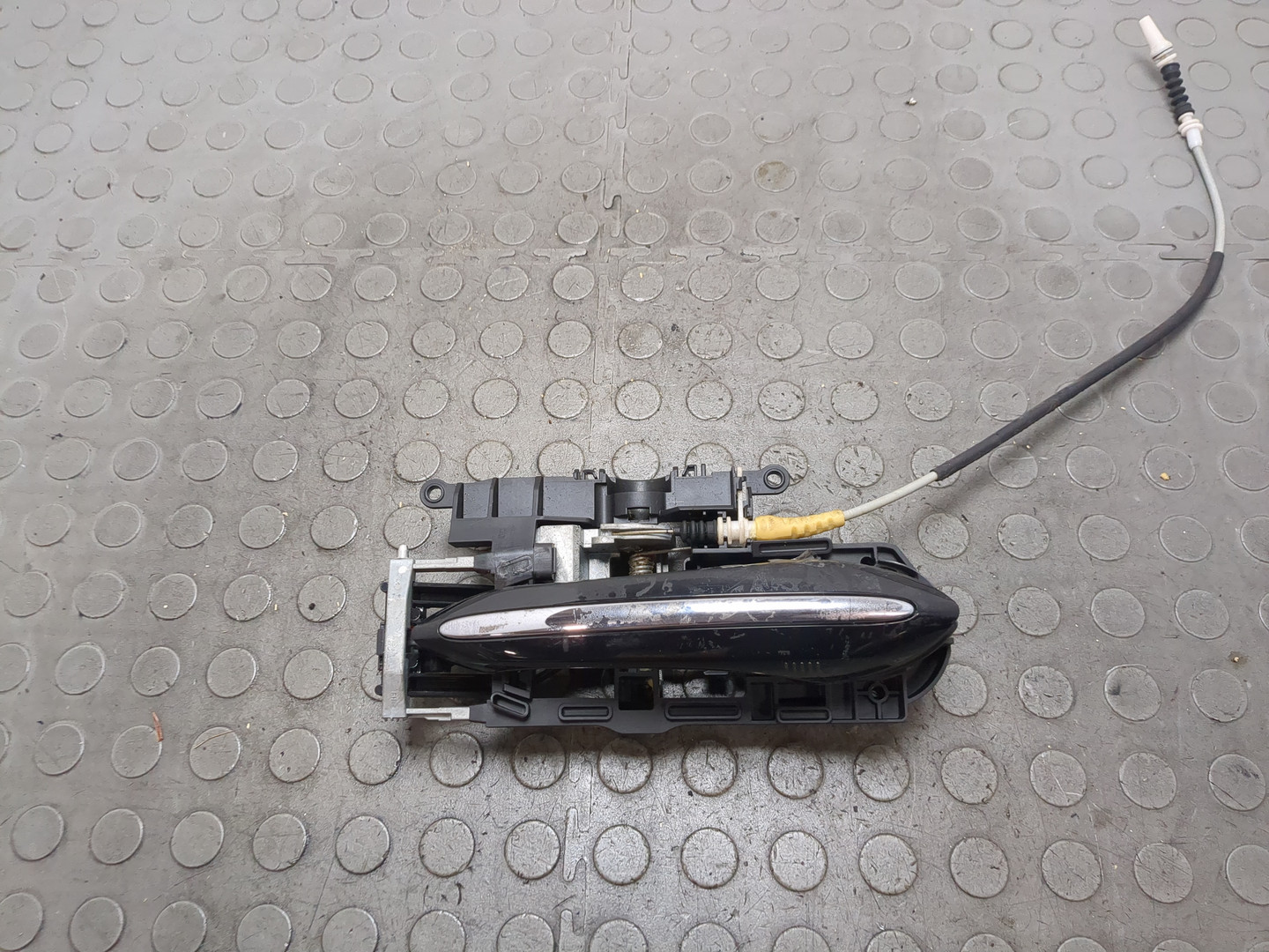 Ручка двери наружная