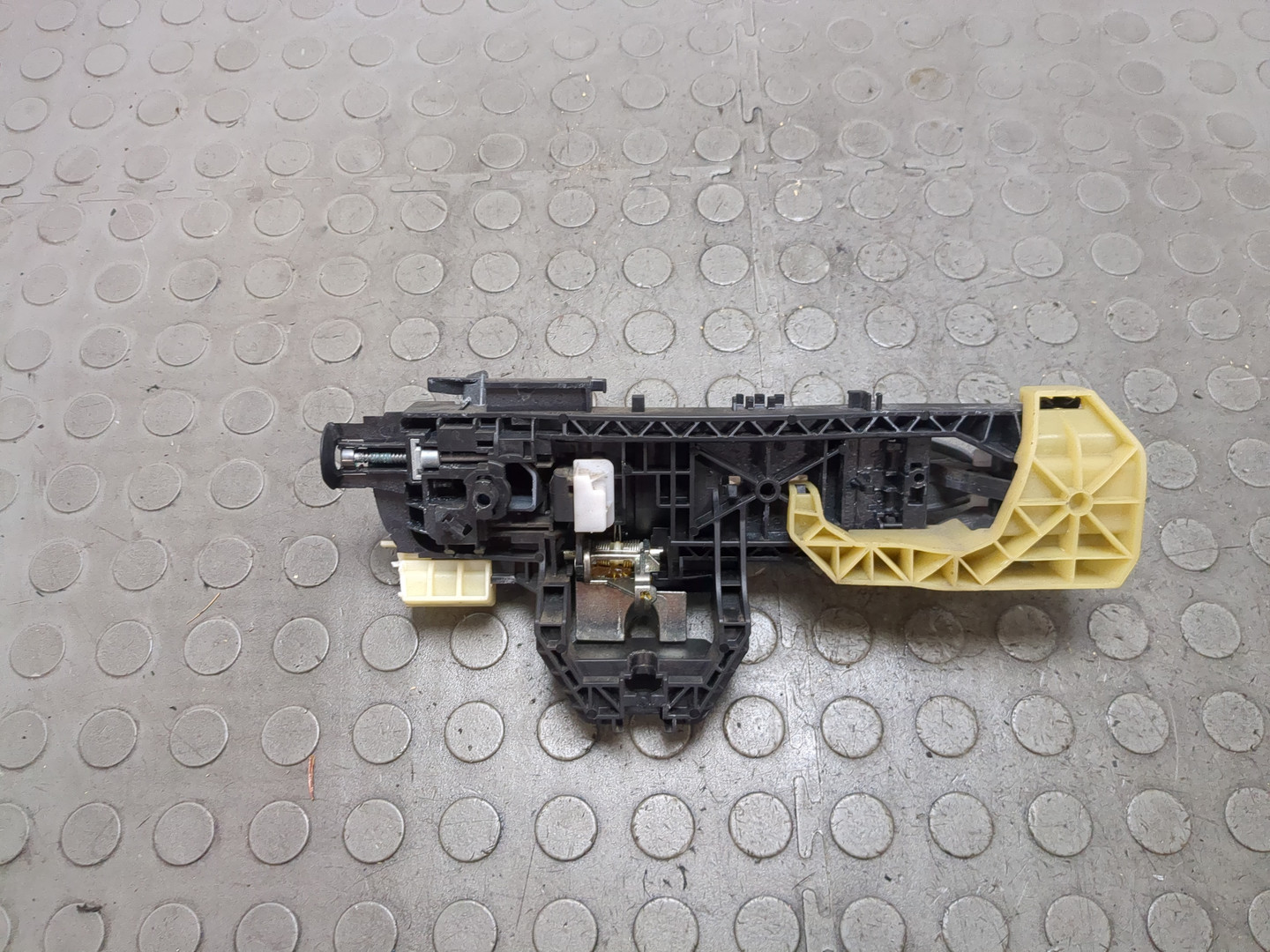 Ручка двери наружная