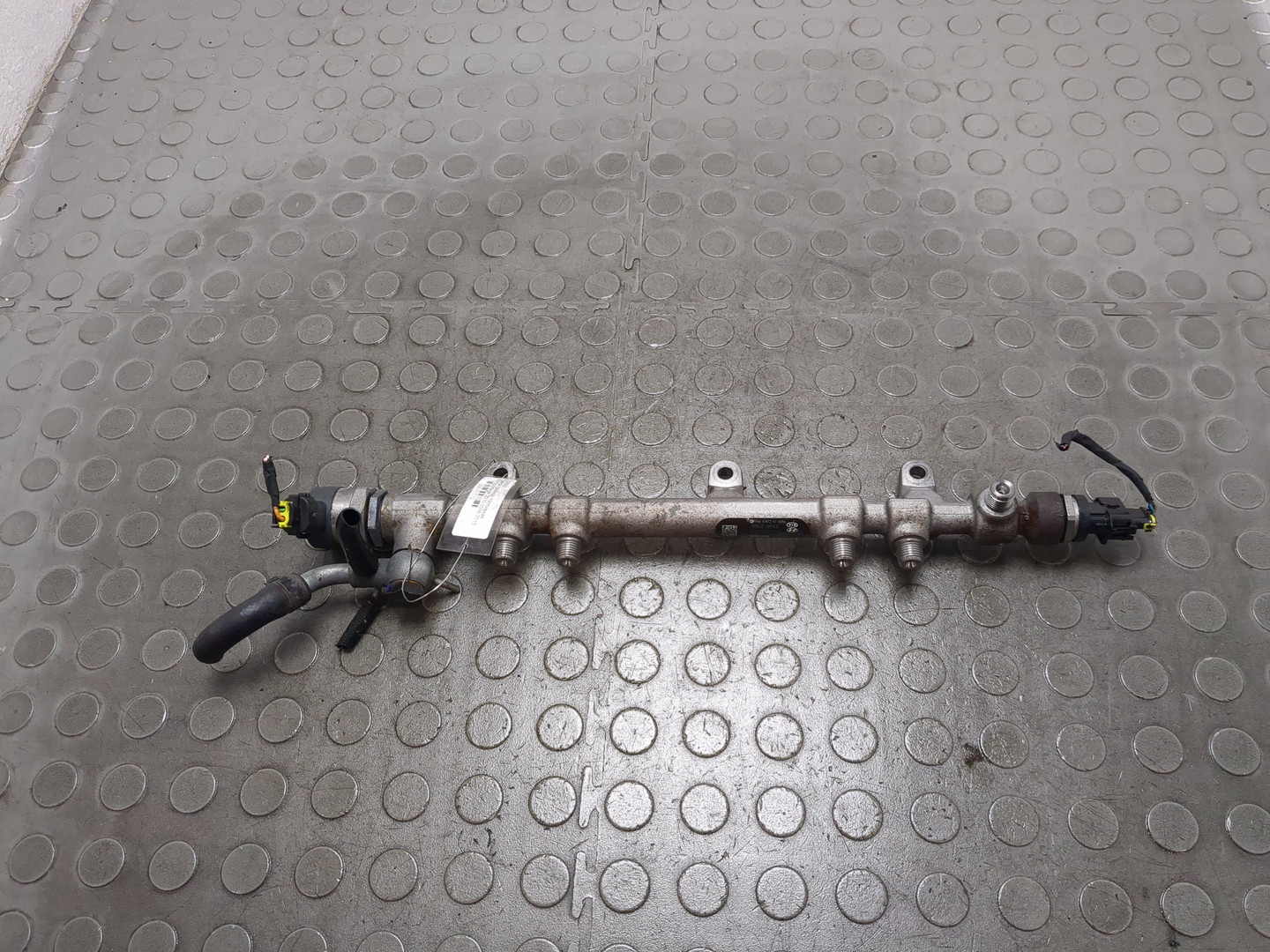 Рейка топливная (рампа)