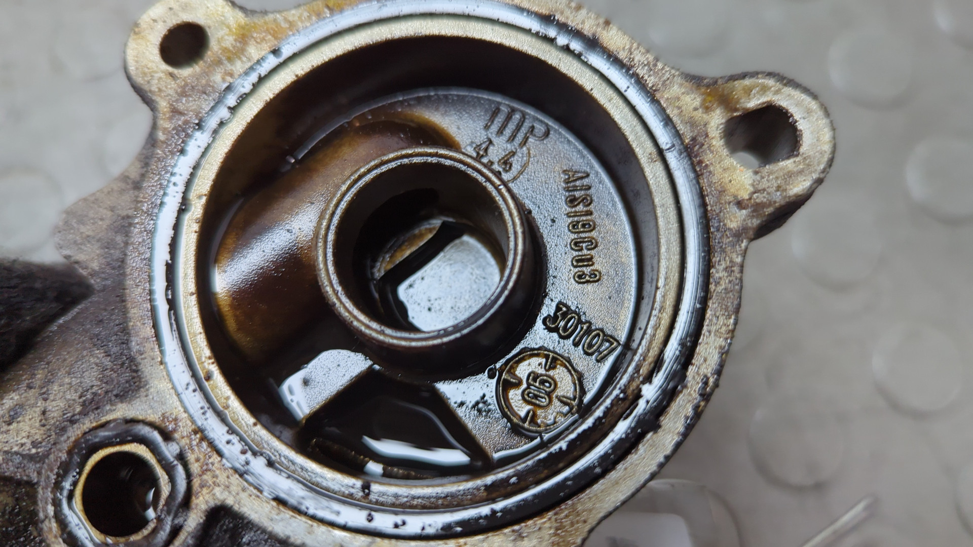 Корпус масляного фильтра