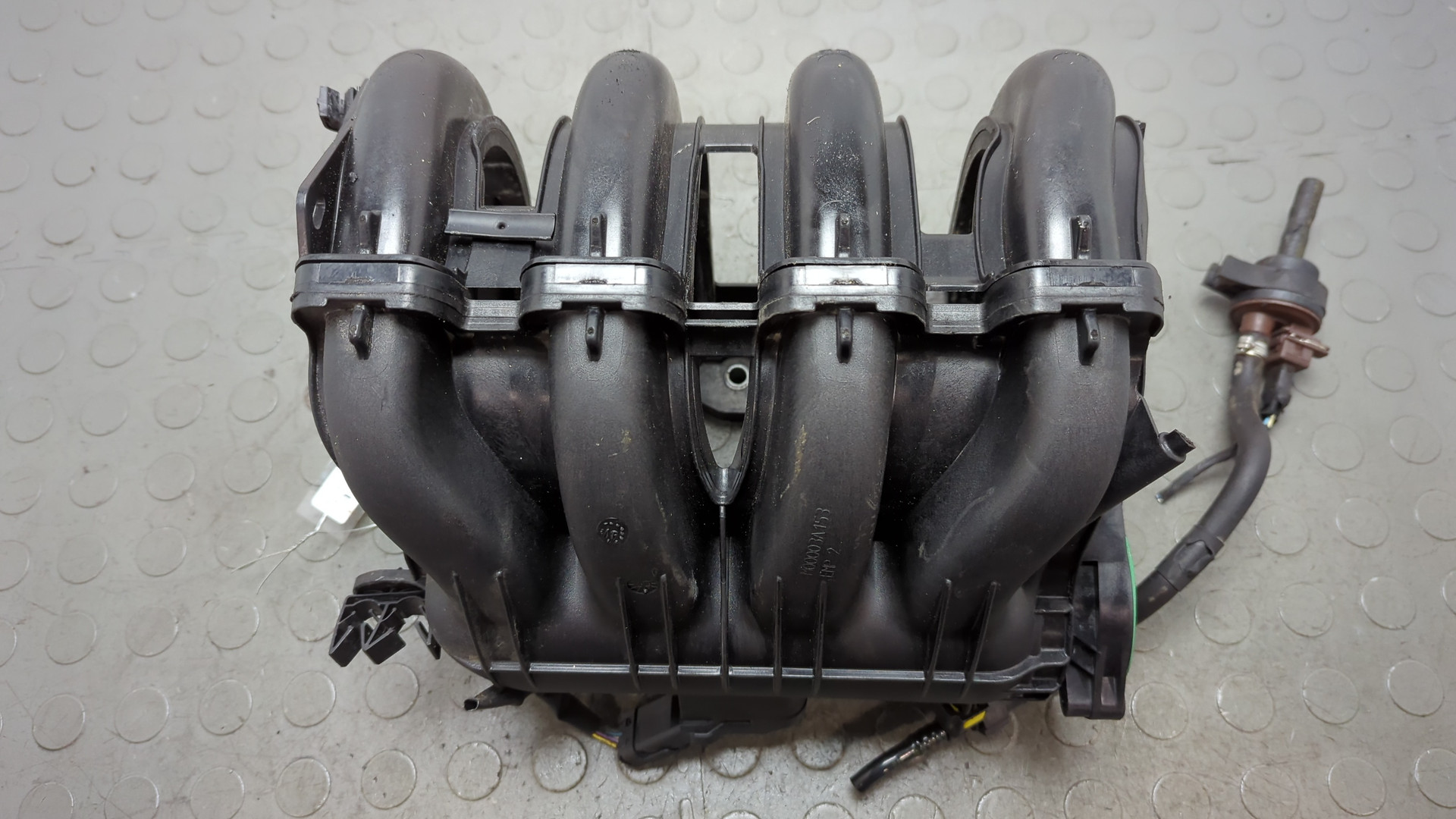 Коллектор впускной